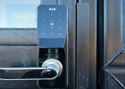 SmartLock access to cabins